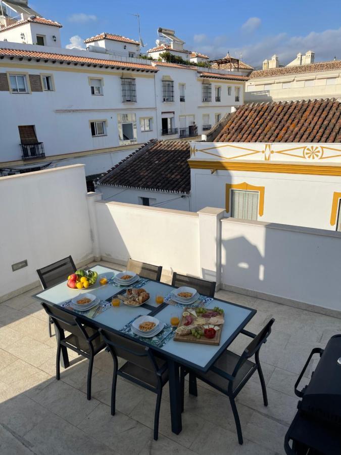 Villa New Townhouse In The Heart Of Nerja With Jacuzzi Exterior foto